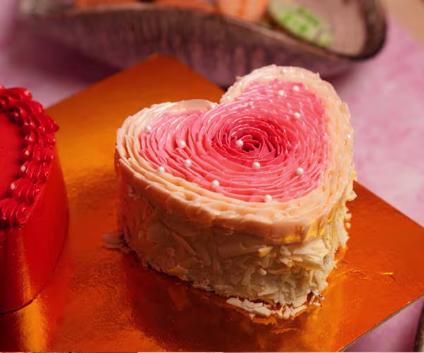 Blooming Rose Cake