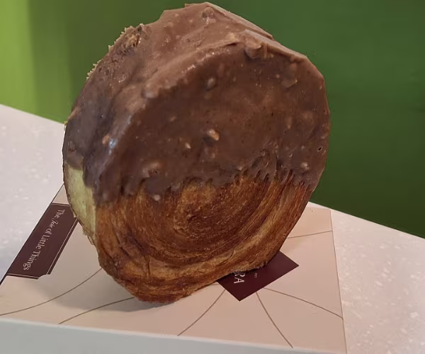 New York Style Croissant