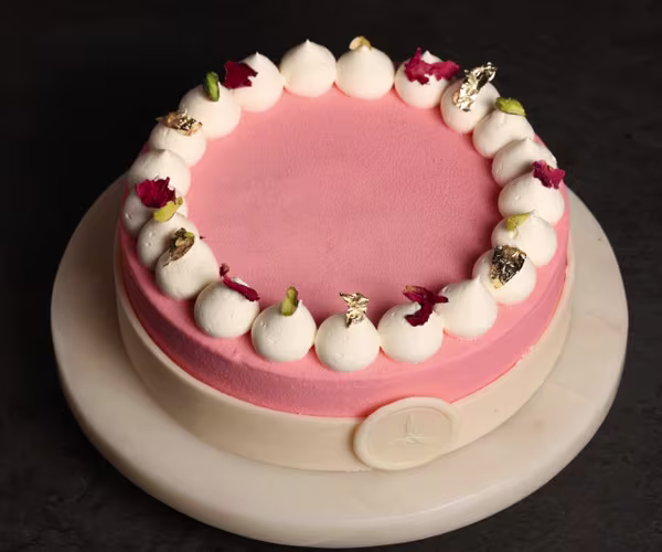 Rose And Litchi Cake