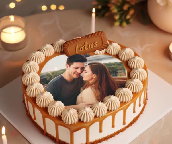 Couple Theme Photo Cake