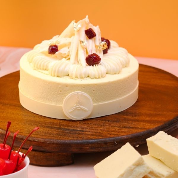 White Forest Cake, view 2
