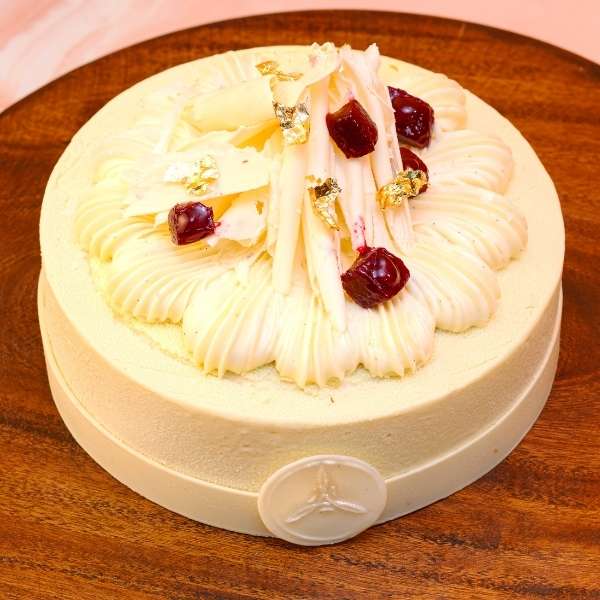 White Forest Cake